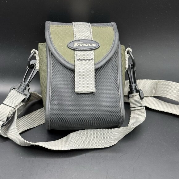 Targus Large Camera Case Bag Electronics Fits Digital APS & Standard Cameras - Picture 1 of 4